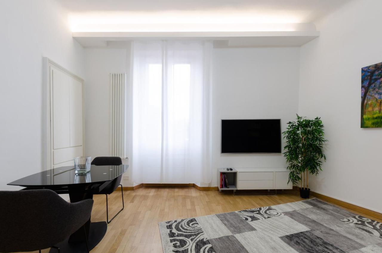 מילאנו Design Apartment - Spadolini, Campus Bocconi מראה חיצוני תמונה
